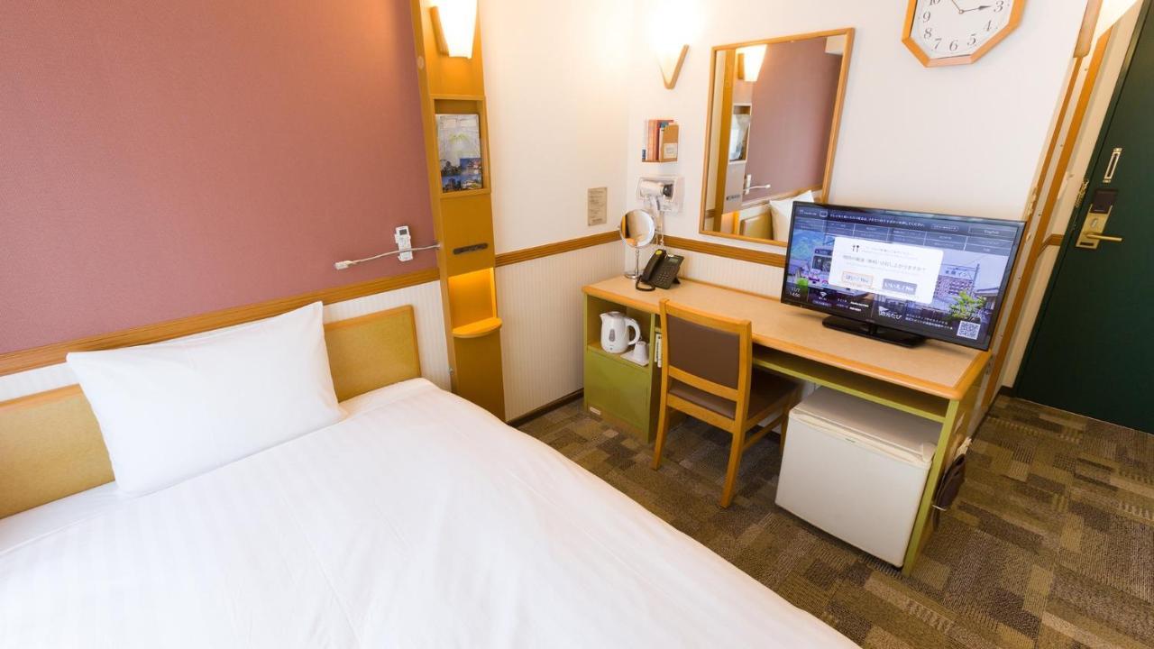 Toyoko Inn Yokohama Sakuragicho Esterno foto