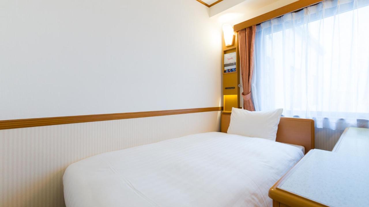 Toyoko Inn Yokohama Sakuragicho Esterno foto