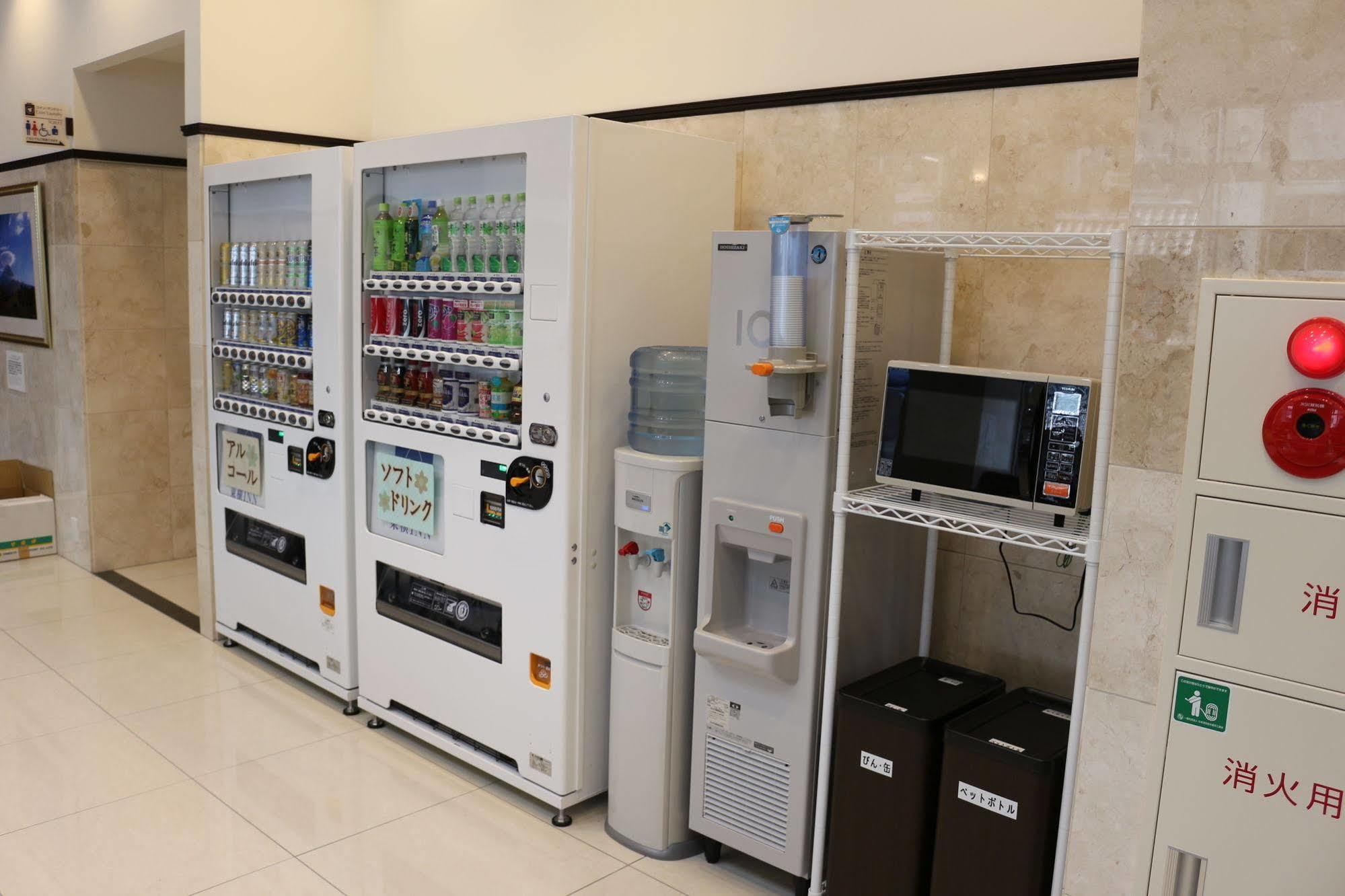 Toyoko Inn Yokohama Sakuragicho Esterno foto